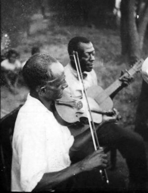 Octave Amos (fiddle) and Stavin' Chain